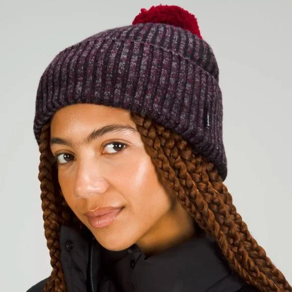 Lululemon Athletica Textured Fleece-Lined Knit Beanie Hat Lululemon Fleece-Lined Knit Beanie - Heathered Black - lulu  main image 4